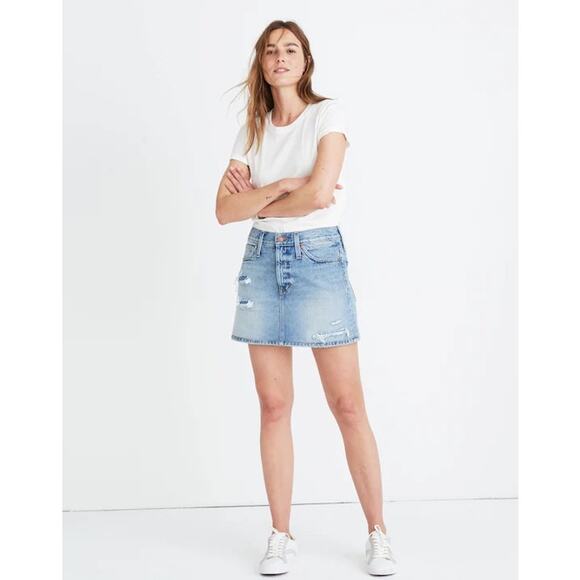 Madewell Women’s Rigid Denim Straight Distressed Mini Skirt Size 28”/6 NWT - Picture 1 of 7